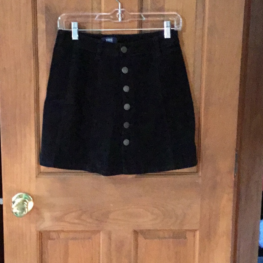Black skirt